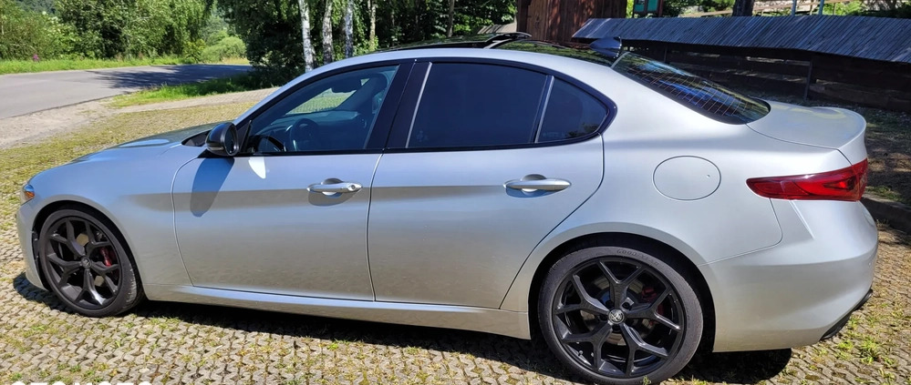 Alfa Romeo Giulia cena 111900 przebieg: 40300, rok produkcji 2020 z Białystok małe 137